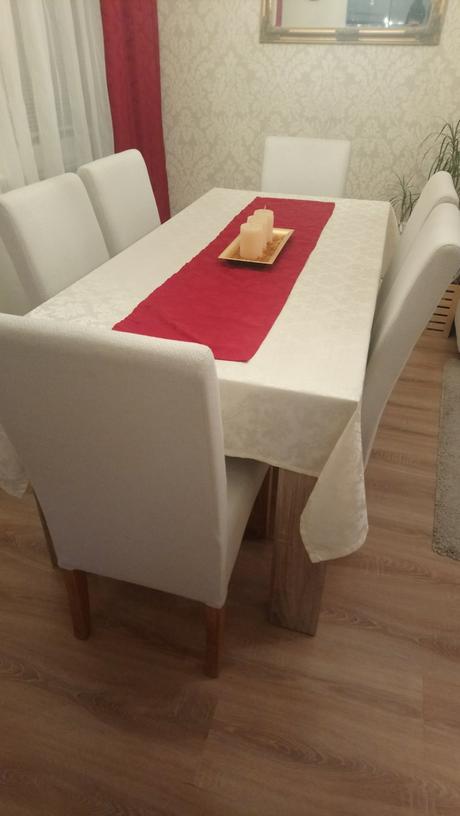 Jedálenské stoličky + stôl, 