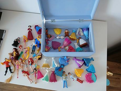 Disney mini bábiky magic clip, 