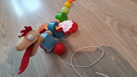 Drevený ťahací drak small foot merlin, 