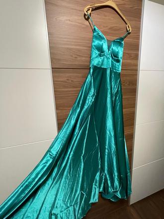 Spoločenské šaty, m