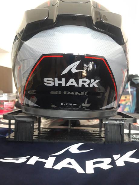 Predám 2x prilbu shark d- skwal 3 úplne nové, 