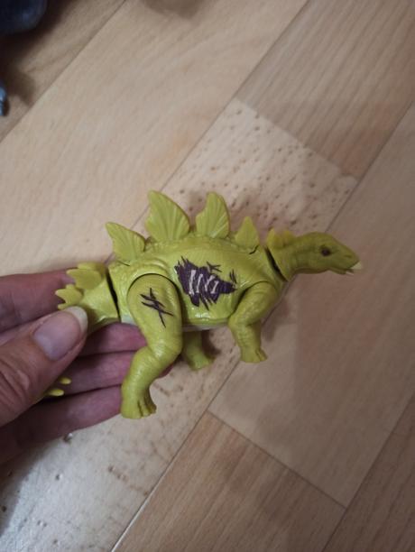 Pohyblivý dinosaurus so zvukom,