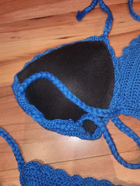 Háčkované plavky xs s košíky a, s