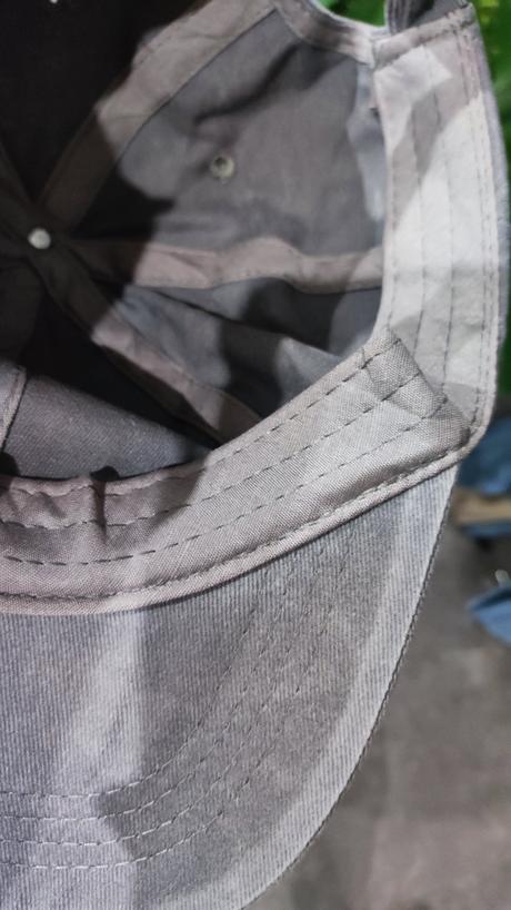 Šiltovka s výšivkou mama, 