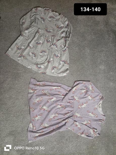 Balík oblečenia a obuvi, 122–134