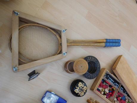 Retro rôzne hra,šperkovnička,baterka,rakety,