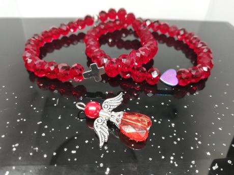 Handmade náramky, kľúčenky, talizman do auta, 