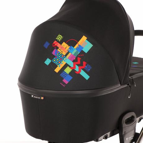 Kočík invictus v-plus square,