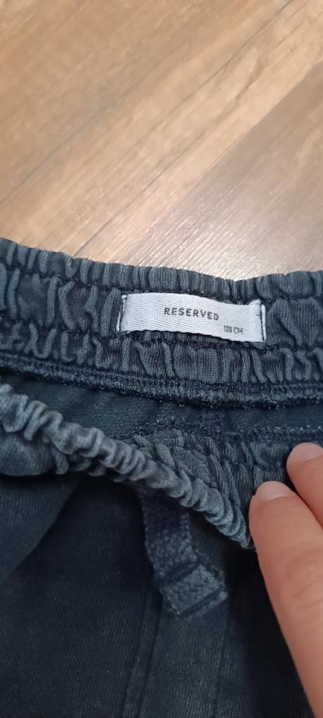 Šortky, reserved,128