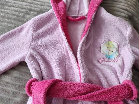 Dievčenský župan, disney,104