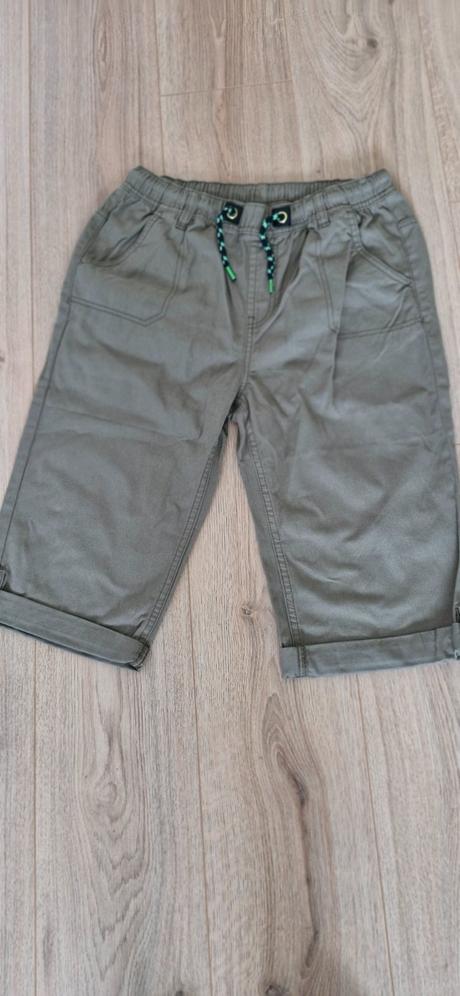Dlhšie kraťasy, bonprix,176