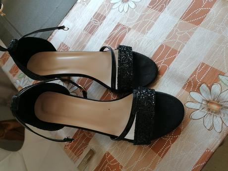 Sandalky spoločenské, 38