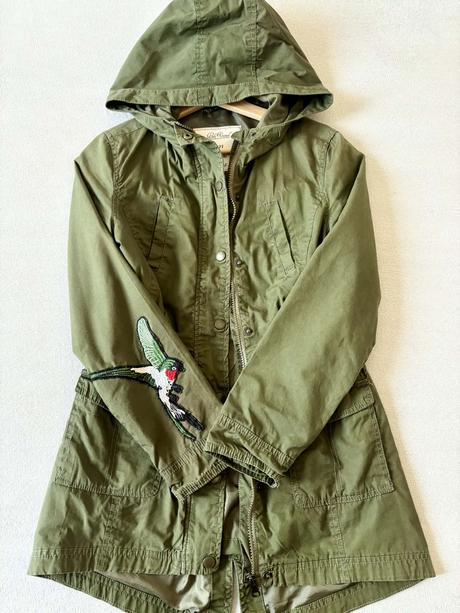 Olivová parka s kolibríkom, takko,xs
