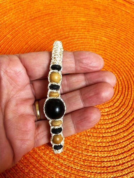 Naturálny drevený náramok, 