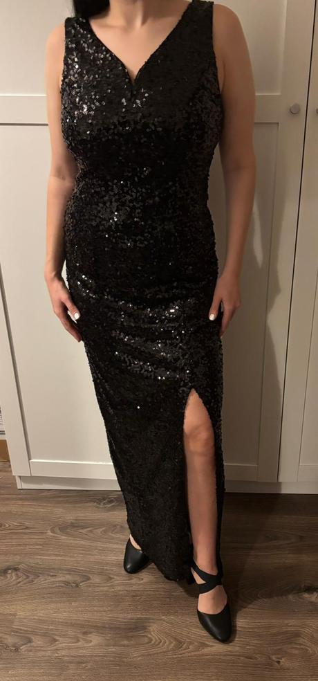 Spoločenské šaty, 38