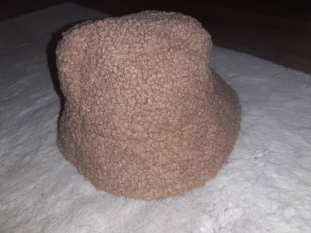 Zimná  klobúk, sinsay,s