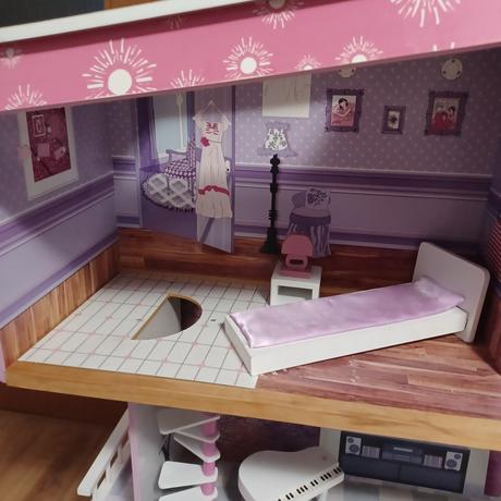 Domček pre bábiky, 