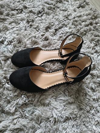 Sandálky, deichmann,32