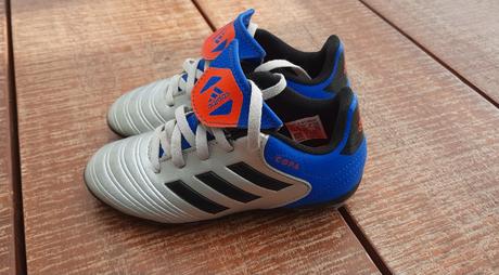 Kopačky, adidas,28