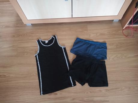 Balík oblečenia vel.164/170 pre chlapca super stav, 158–170