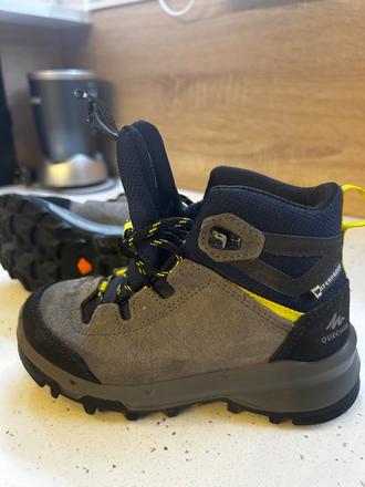 Topanky turisticke quechua 29, quechua,29