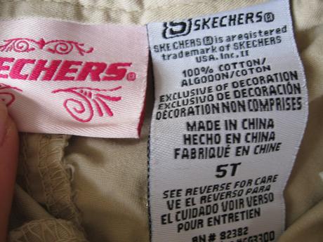 Dievčenské kraťasky zn. skechers, 110