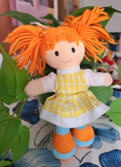 Látková bábika bigjigs toys daisy (25 cm),