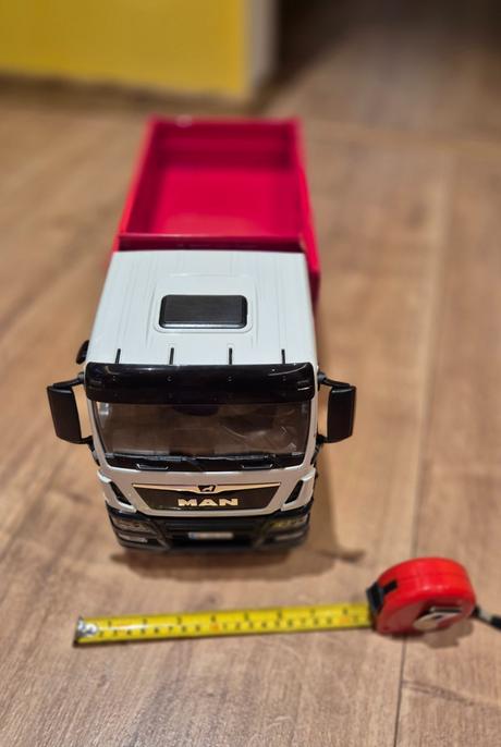 Bruder man nakladiak, 