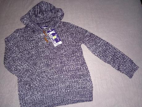 Svetre veľkosti 8, 10, kids club,134