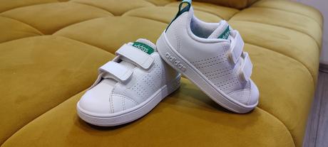 Chlapčenské topánky adidas, adidas,24