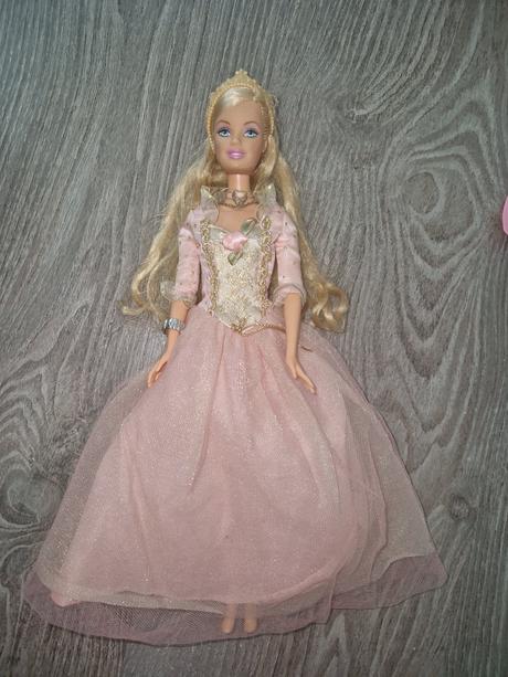 Barbie anneliese,