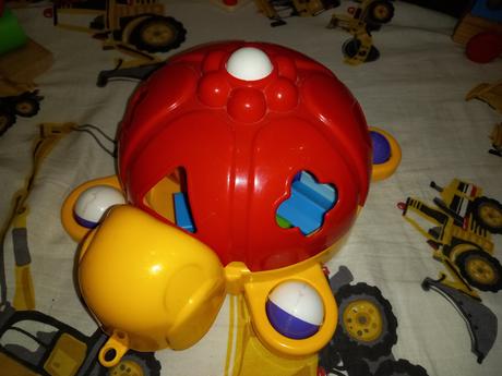 Korytnačka na vkladanie tvarov, 