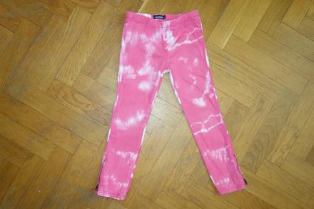 Batikované džegínsy na 5 rokov, in extenso,110
