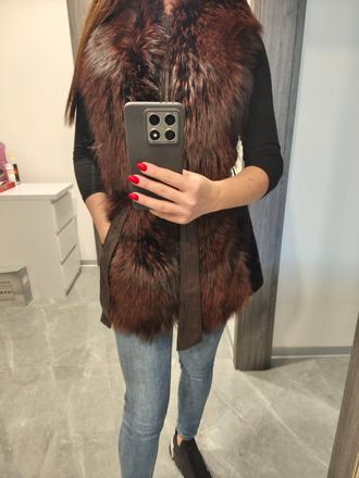 Krasna kozusinova vesta z lisky, m