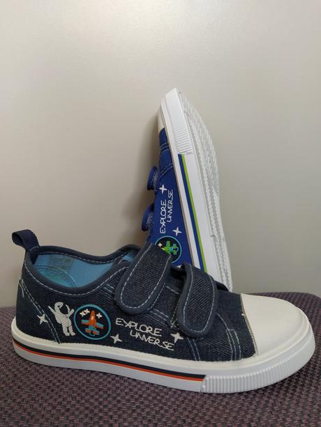 Prezuvky,tenisky, 32 / 35