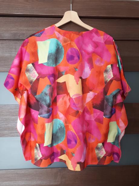 Zaujímavá blúzka, xl