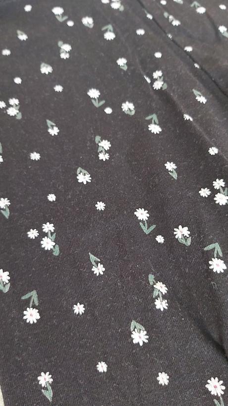 Legíny čierne s bielymi kvietkami 116, dopodopo,116