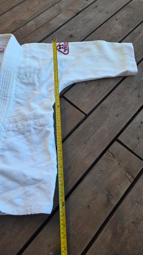Kimono na judo danrho, 140