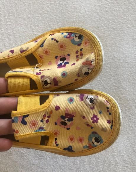 Žlté medvedíkové papuče bokap, 24, 24