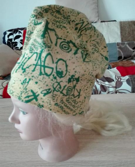 Dámska podšitá čiapka, 60