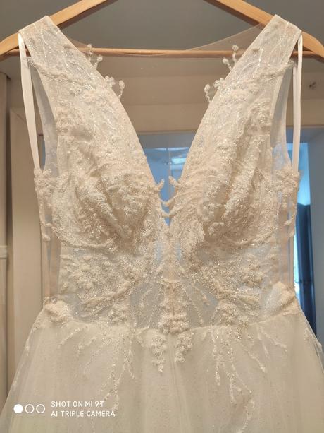 Predám svadobné šaty, 36