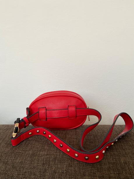 Červená ľadvinka carpisa, carpisa