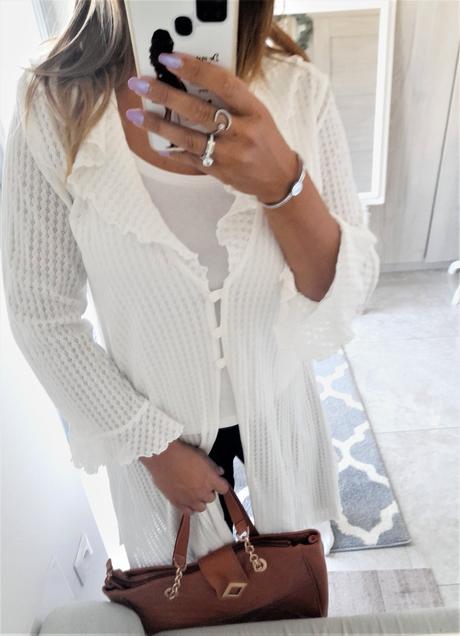 Romantický svetrík-prehozka-m/l, m