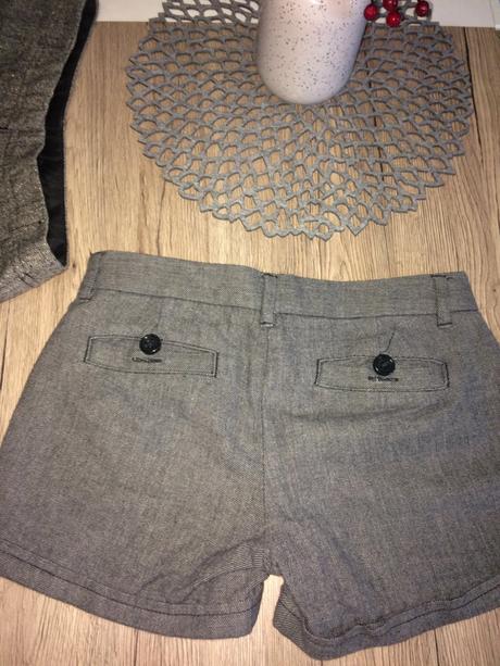 2x hrubšie kraťase, veľ. 146, spolu 10 eur, gap,146