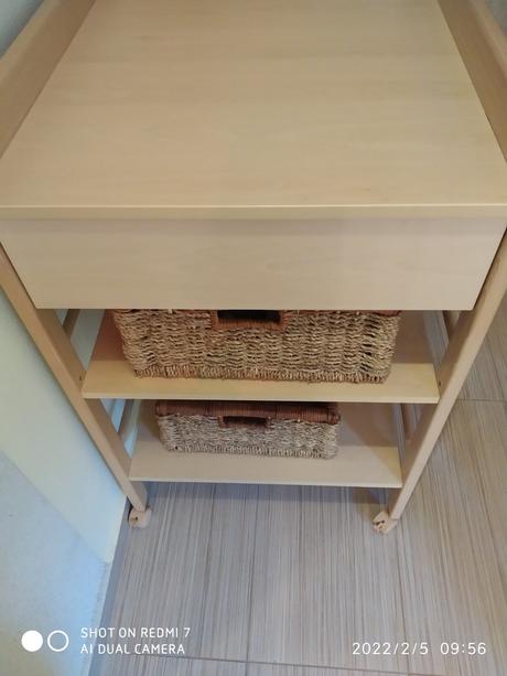 Prebaľovací stolík, 