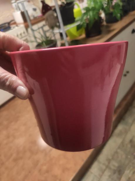 Keramický kvetináč, 