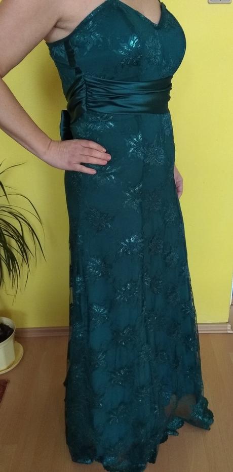 Spolčenské šaty, 40