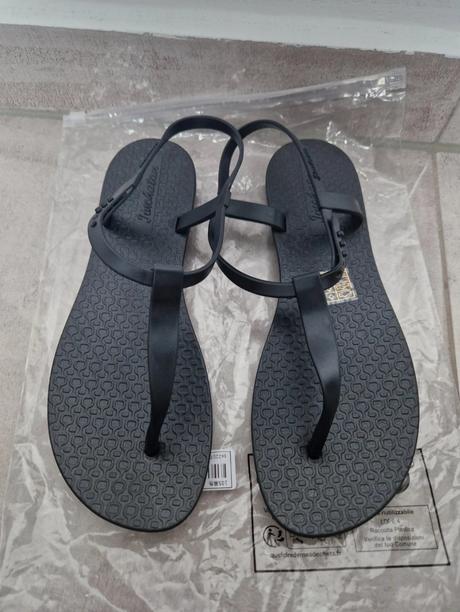 Čierne sandále, 38