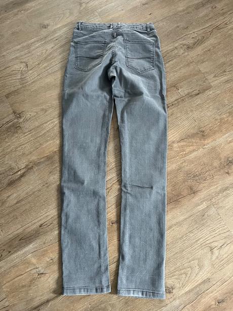 Rifle okolo domu, esmara,36