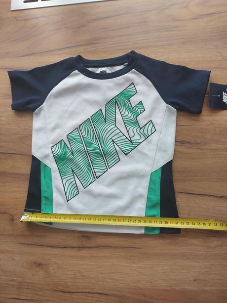 Nike suprava- tricko + kratasy, futbalove., nike,98